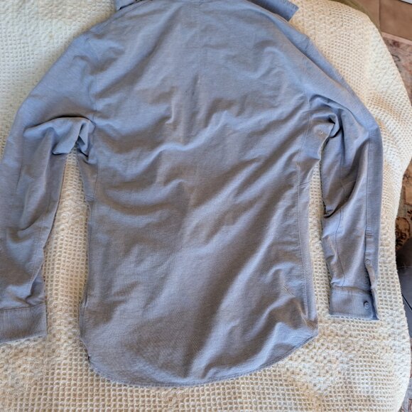 Lululemon size L Men - Picture 2 of 3